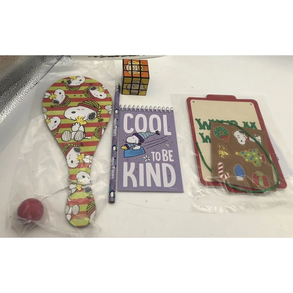 Peanuts Snoopy Kids Christmas Gift Craft Goody Party Bag Grandparents